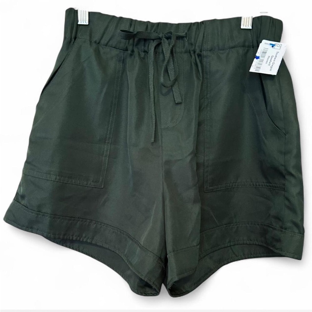 Zenana Outfitters High Waist Dark Green Shorts